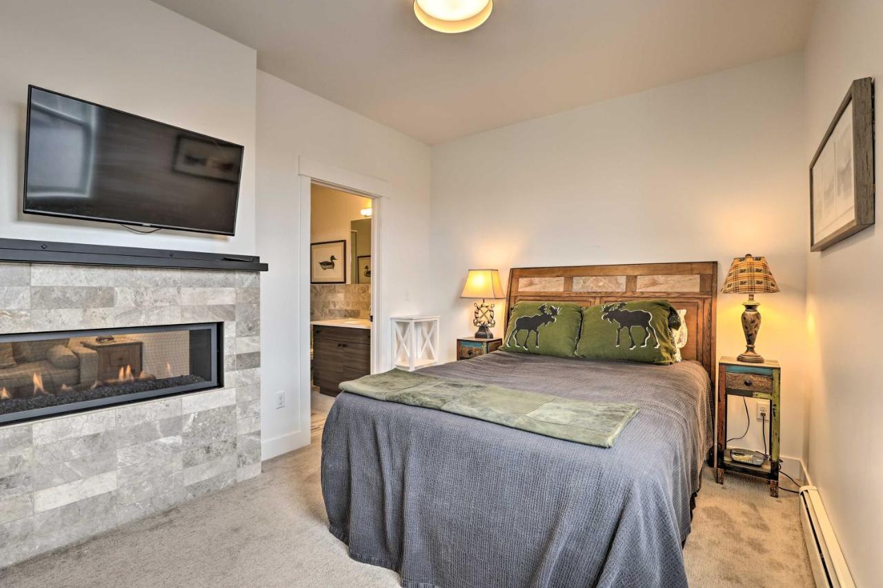 Grand Lake Condo With Balcony And Mountain Views Extérieur photo